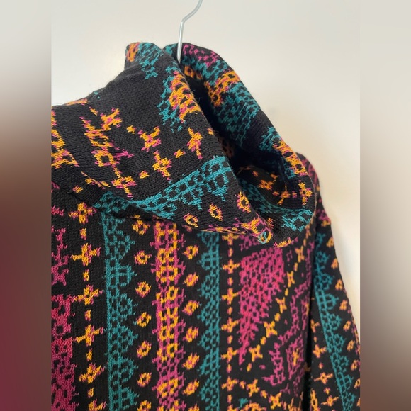 Farm Rio Yawanawa Stripes Midi Sweater Dress Multicolor Tribal Print Size Small - Picture 9 of 16